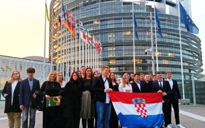 Učenici naše škole sudjelovali su u programu Euroscola u Strasbourgu