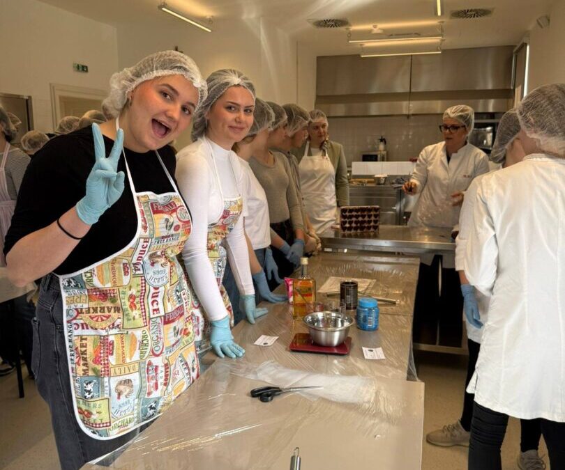 Povodom obilježavanja Dana Đačkog doma organiziran je projektni dan „Upoznajmo zavičaj III“ u suradnji s RCK Panonika